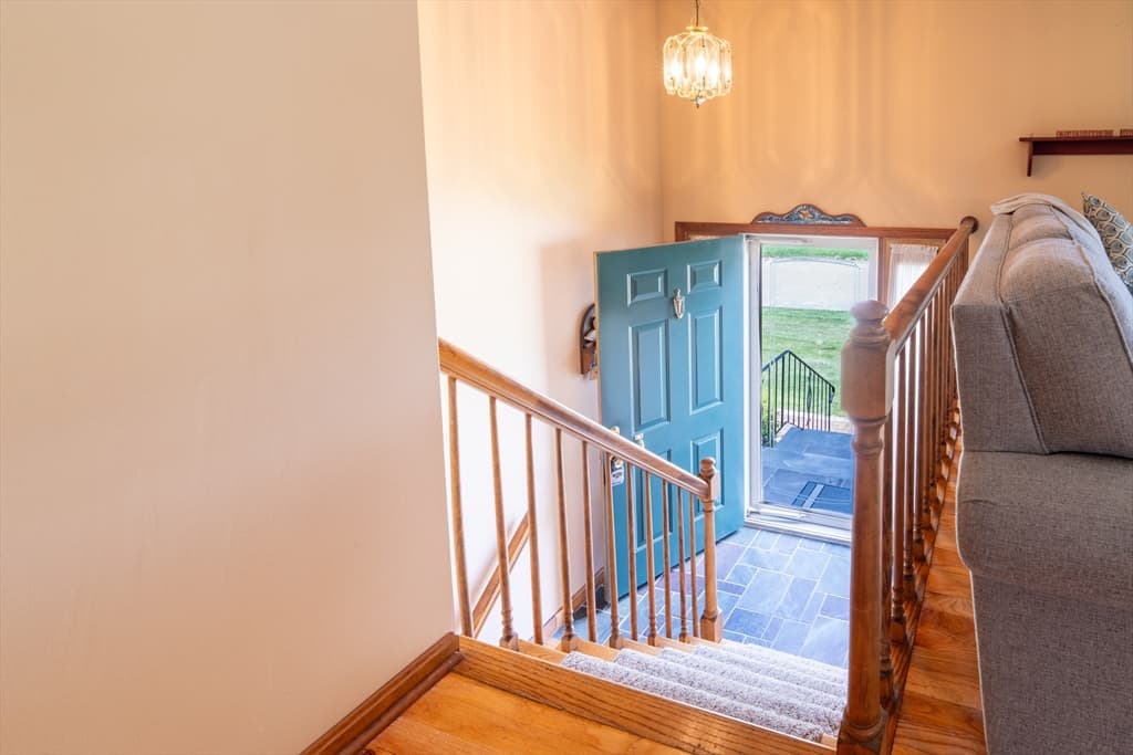 9 Kathleen Drive, Warren RI 02885 photo 10