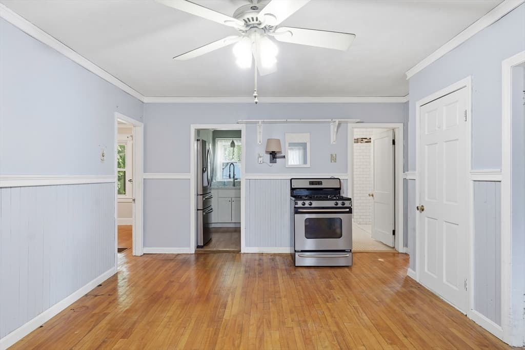 48 Litchfield Ave, Southbridge MA 01550 photo 3