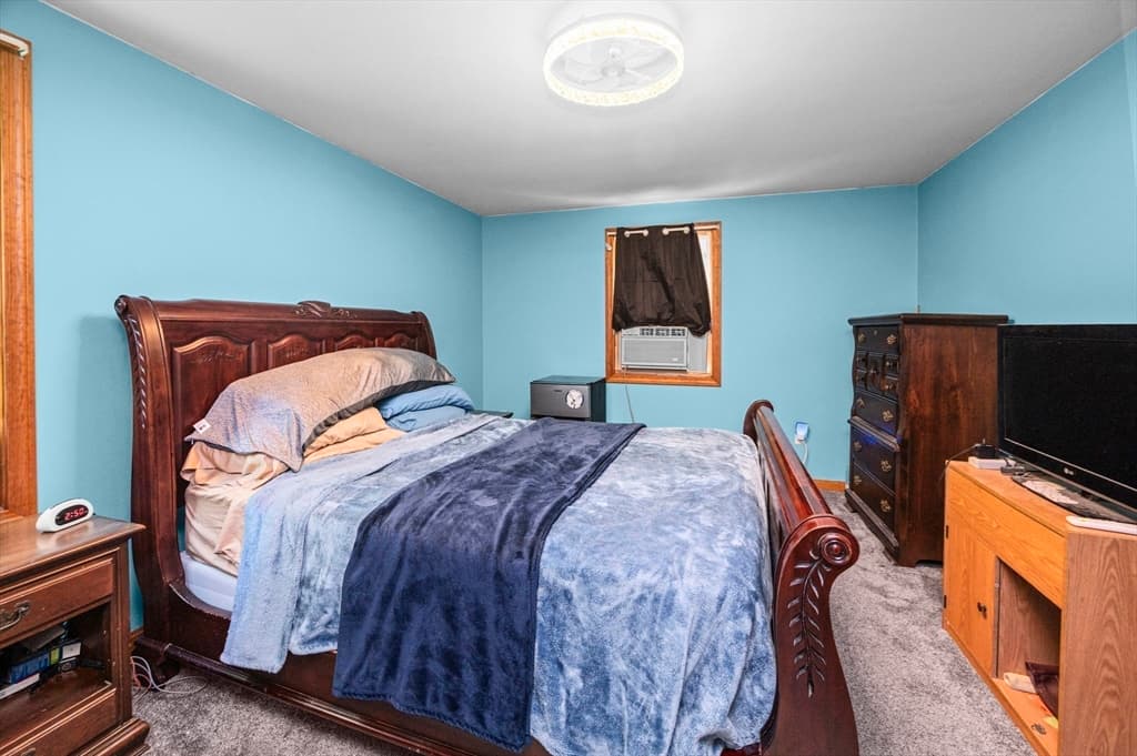Single Family Residence at 90 West St, Wendell MA 01379, Wendell, photo 17 of 42