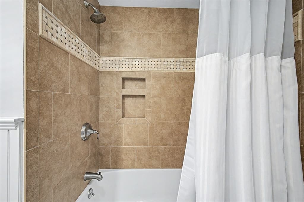 17 Fruit St, Hopkinton MA 01748 photo 27