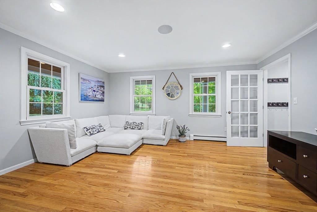 17 Fruit St, Hopkinton MA 01748 photo 12