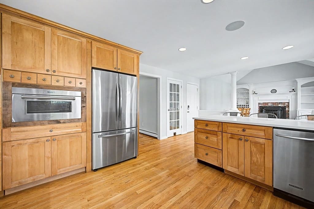 17 Fruit St, Hopkinton MA 01748 photo 7