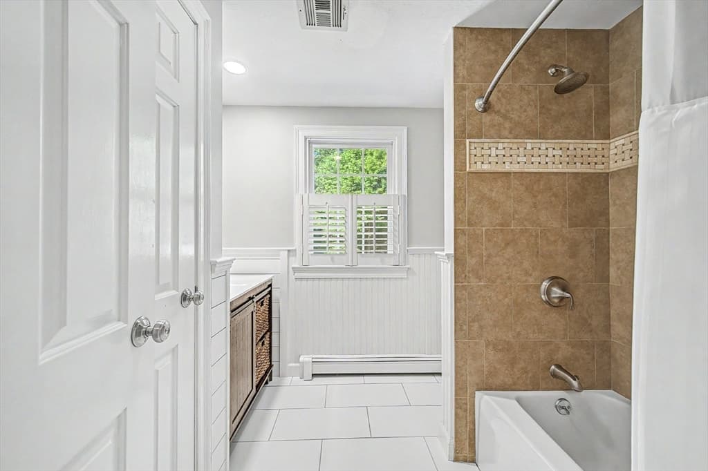 17 Fruit St, Hopkinton MA 01748 photo 28