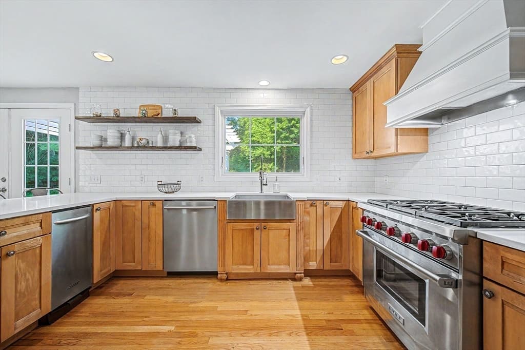 17 Fruit St, Hopkinton MA 01748 photo 9