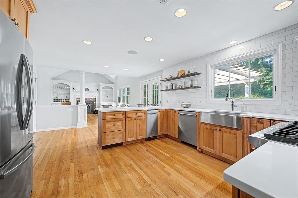 17 Fruit St, Hopkinton MA 01748 photo 8