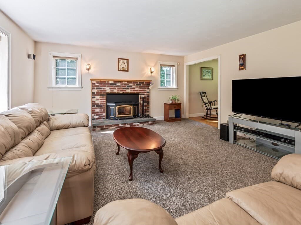 9 Tower Hill Rd, Oxford MA 01540 photo 12