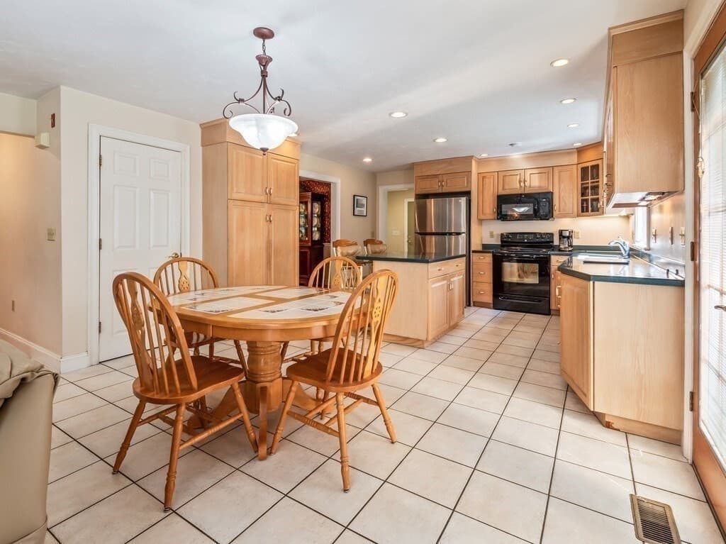 9 Tower Hill Rd, Oxford MA 01540 photo 7