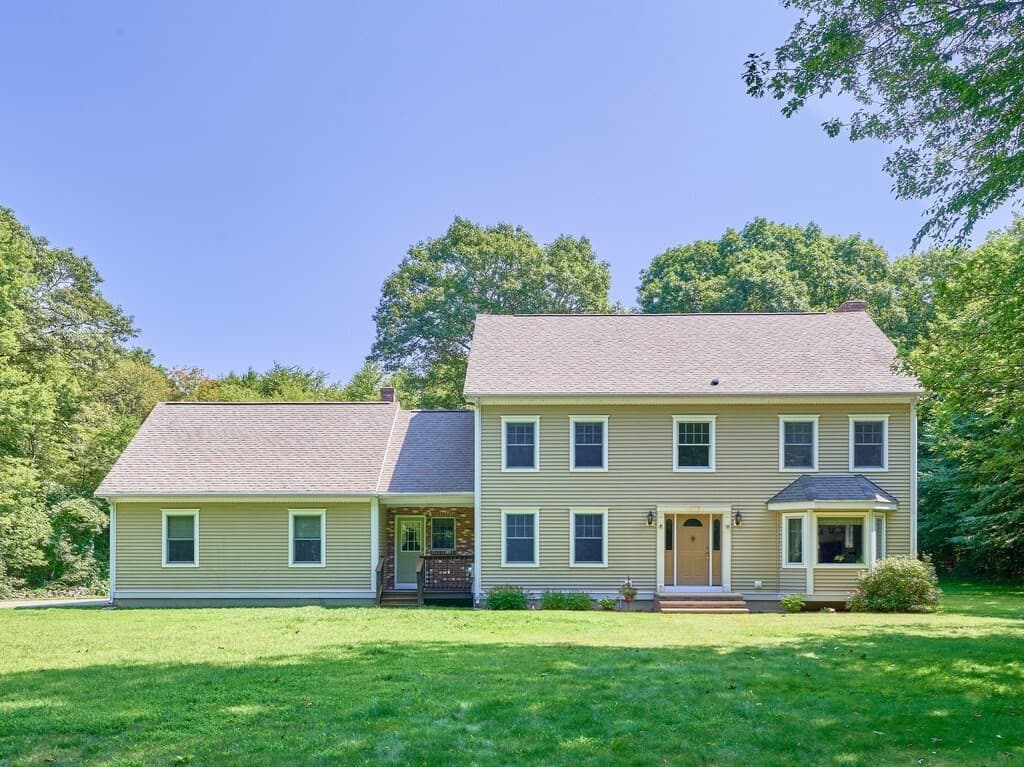 9 Tower Hill Rd, Oxford MA 01540