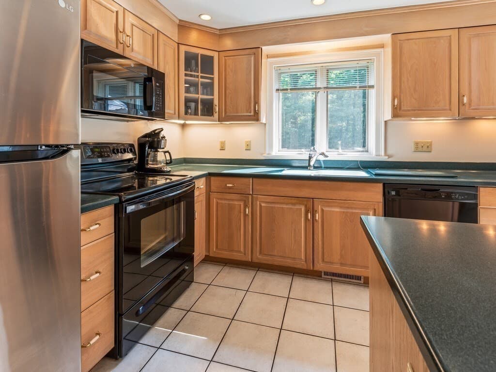 9 Tower Hill Rd, Oxford MA 01540 photo 4