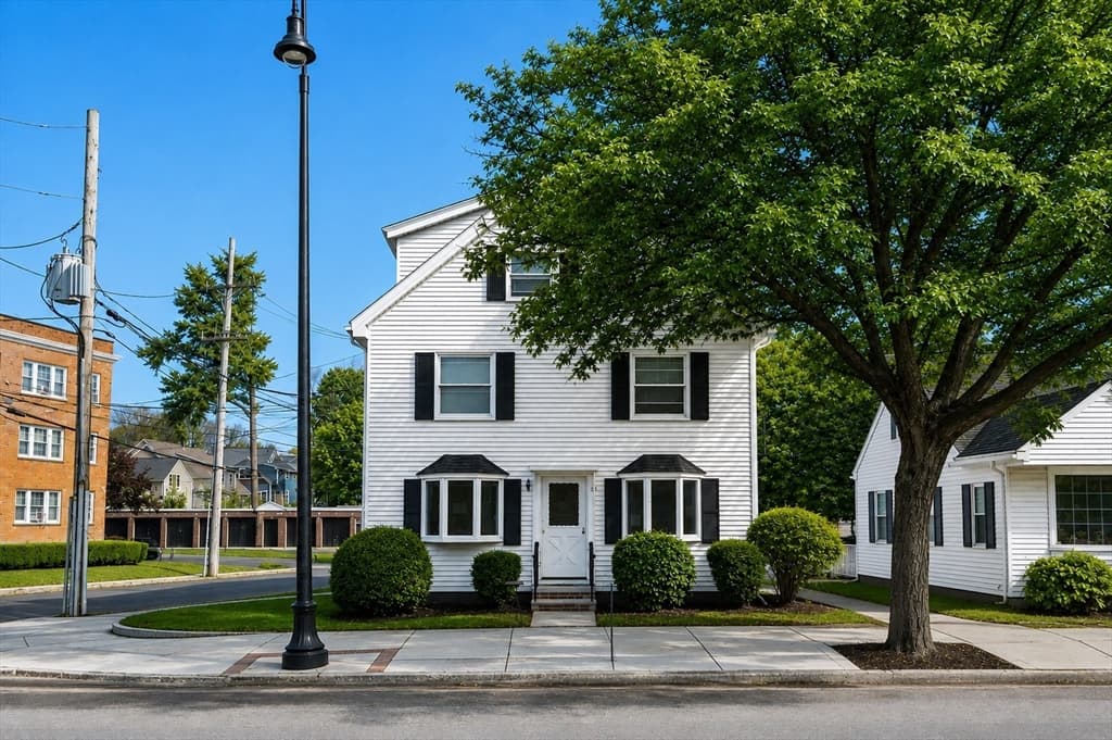 306 Main Street, Wakefield MA 01880