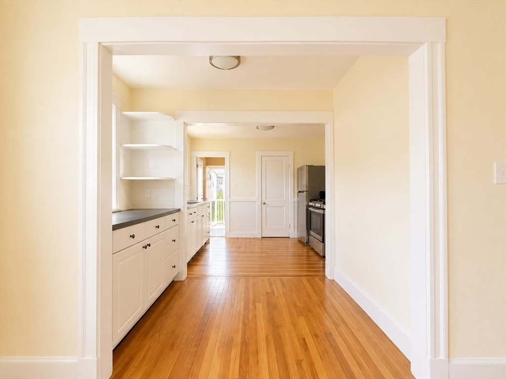 27 Woodleigh Rd, Watertown MA 02472 photo 23