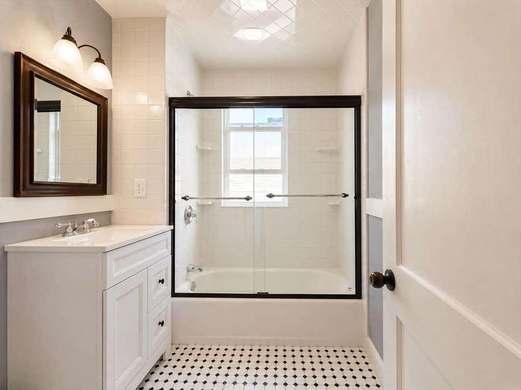 27 Woodleigh Rd, Watertown MA 02472 photo 27