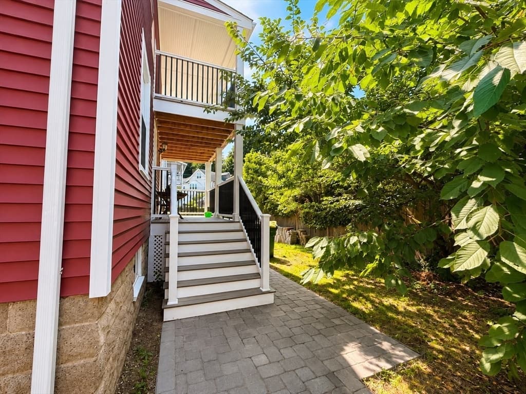 27 Woodleigh Rd, Watertown MA 02472 photo 17