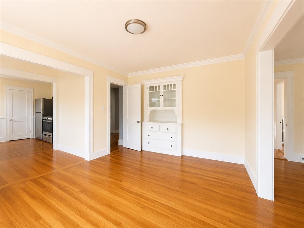 27 Woodleigh Rd, Watertown MA 02472 photo 20