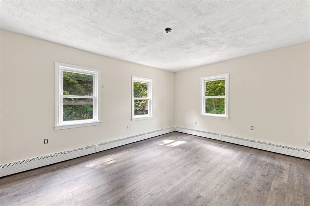 169 Quinapoxet St, Holden MA 01522 photo 17