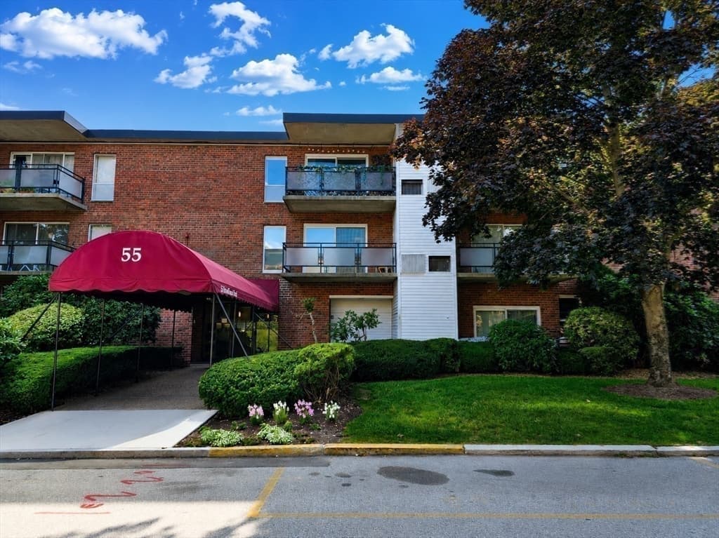 55 Broadlawn Park # 16B, Boston MA 02467 photo 31