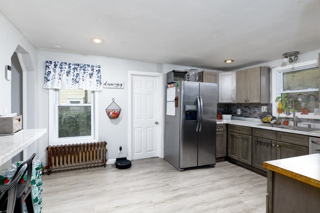 62 Grove St, Spencer MA 01562 photo 14