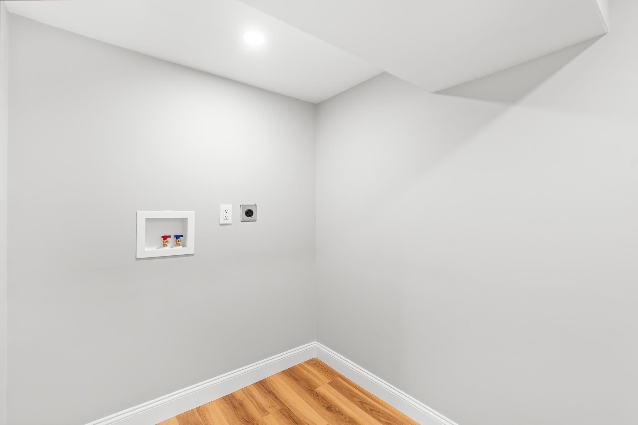 Single Family Residence at 10 Kardon Rd, Boston MA 02136, Boston, photo 21 of 29