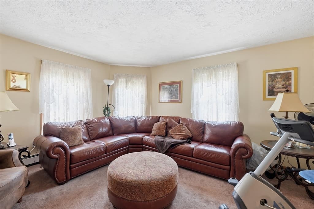 16 Dartmouth St, Worcester MA 01604 photo 18