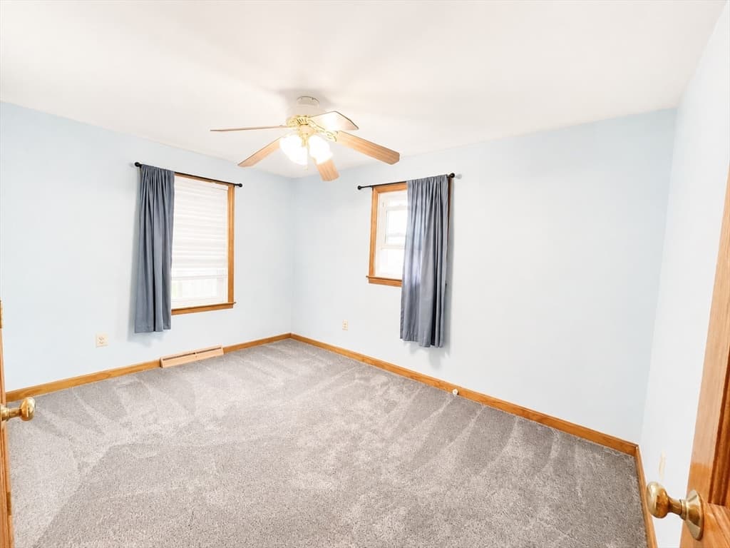 60 Martin St, East Providence RI 02914 photo 13