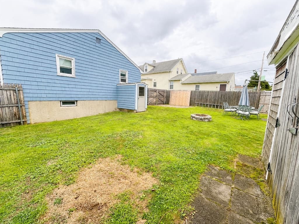 60 Martin St, East Providence RI 02914 photo 34