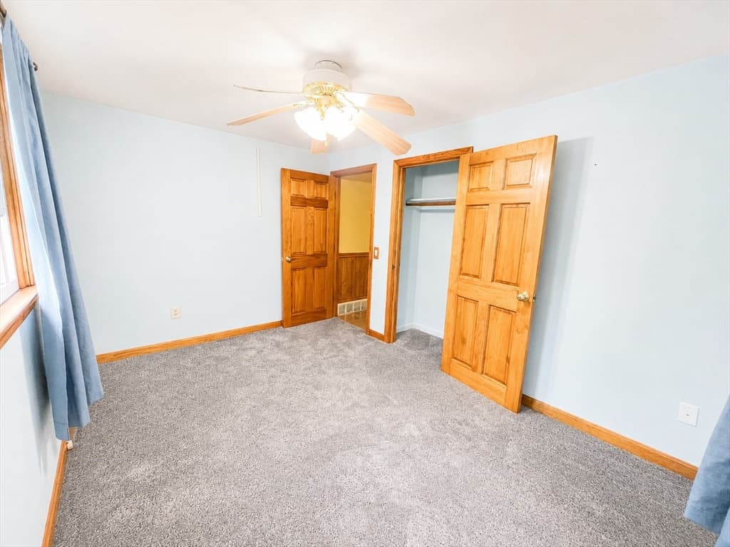 60 Martin St, East Providence RI 02914 photo 14