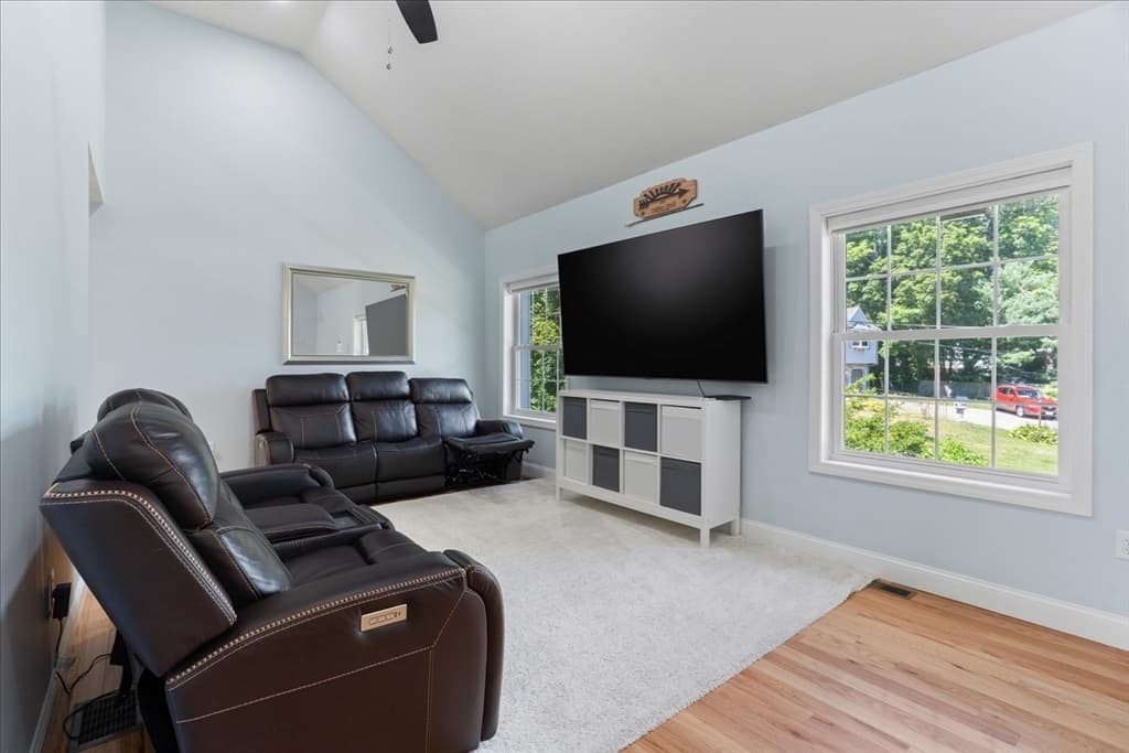 28 Stanley St, North Attleboro MA 02763 photo 8