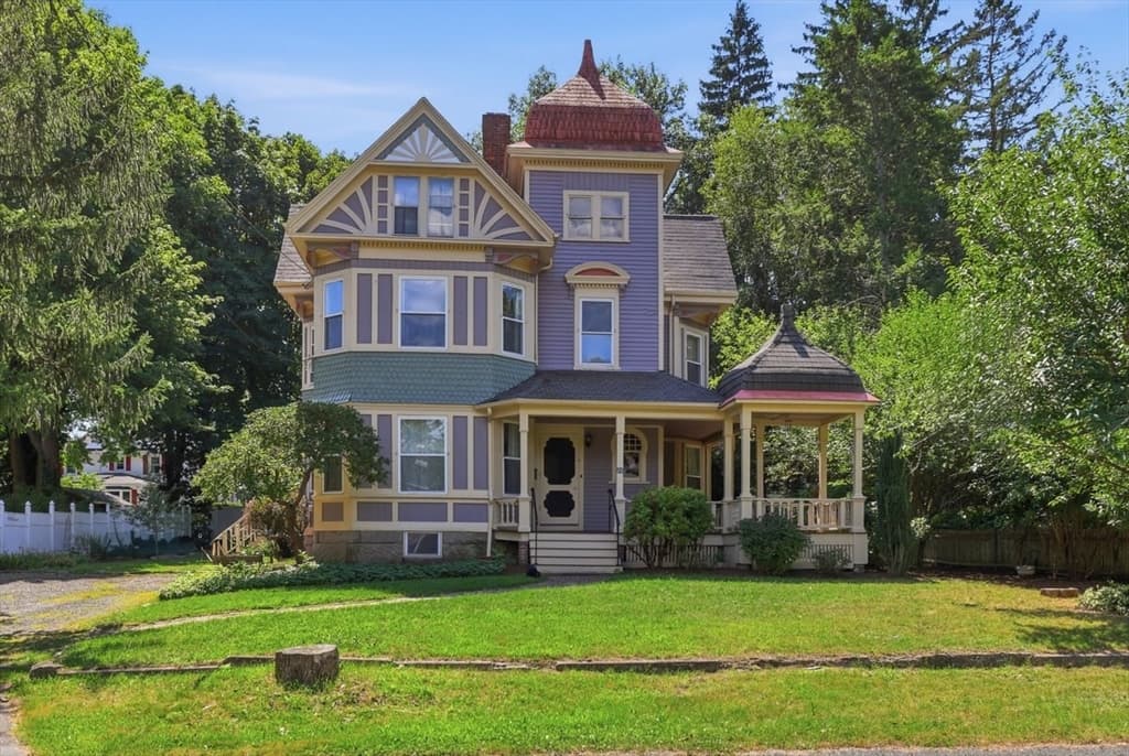 26 Woodlawn Street, Randolph MA 02368