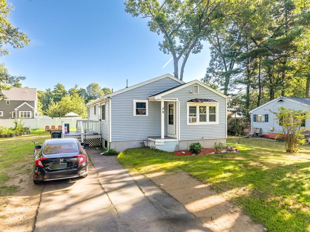 39 Second  Rd, Marlborough MA 01752