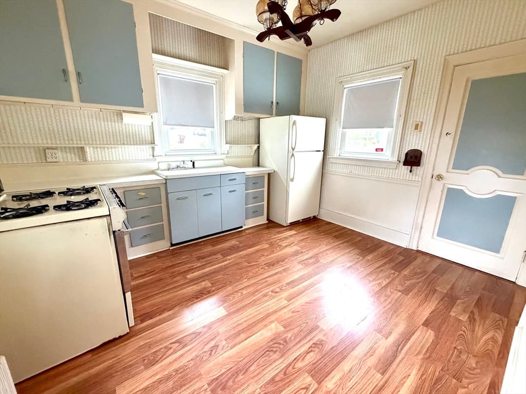 486 King Street, Fall River MA 02724 photo 10