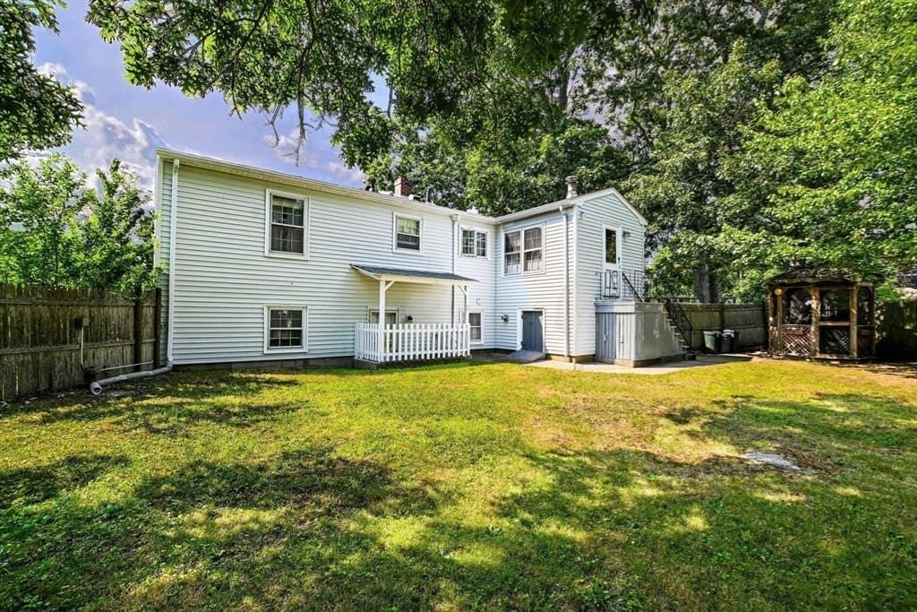 66 Seymour St, New Bedford MA 02744 photo 22