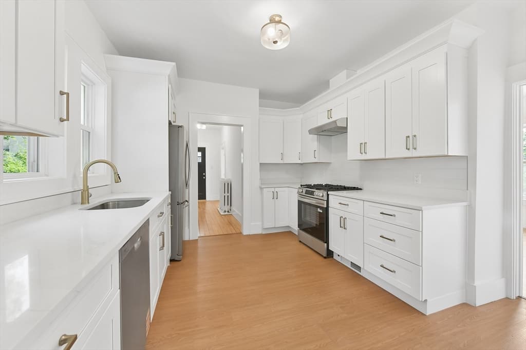 46 Clark St, Malden MA 02148 photo 5