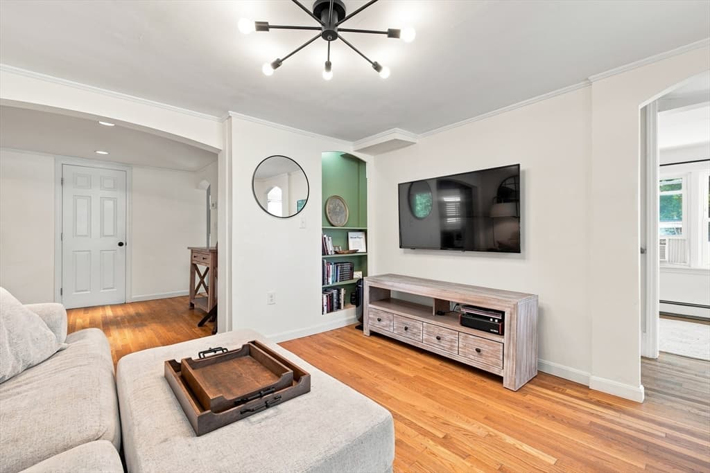 589 South St, Wrentham MA 02093 photo 16