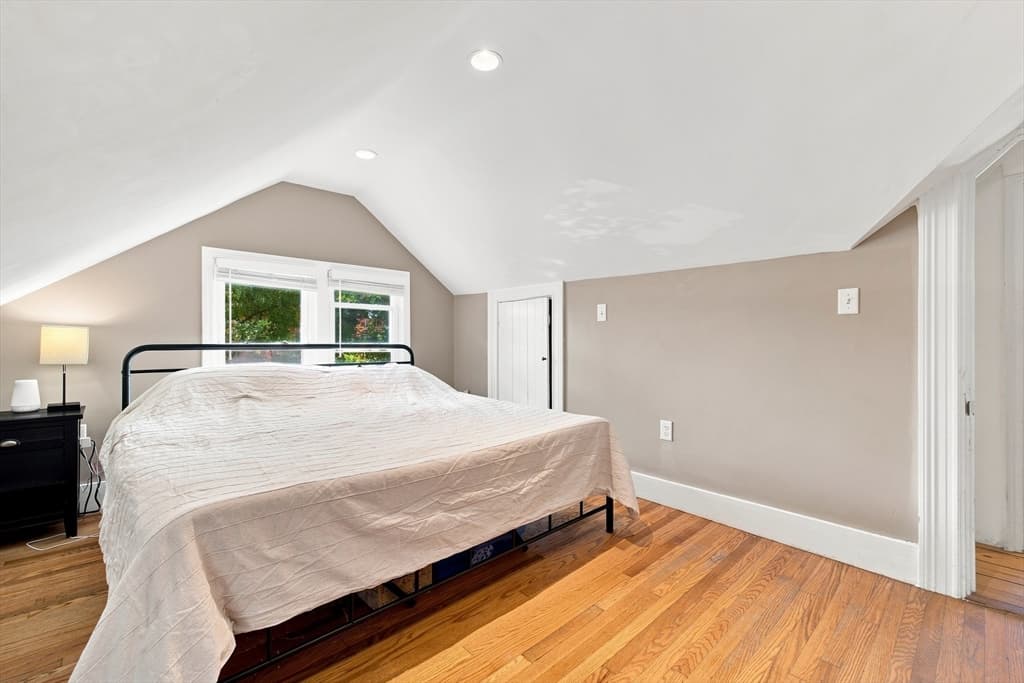 589 South St, Wrentham MA 02093 photo 18