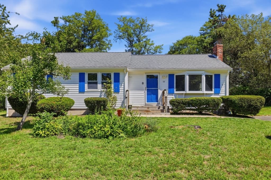 52 Arrowhead Dr., Yarmouth MA 02675