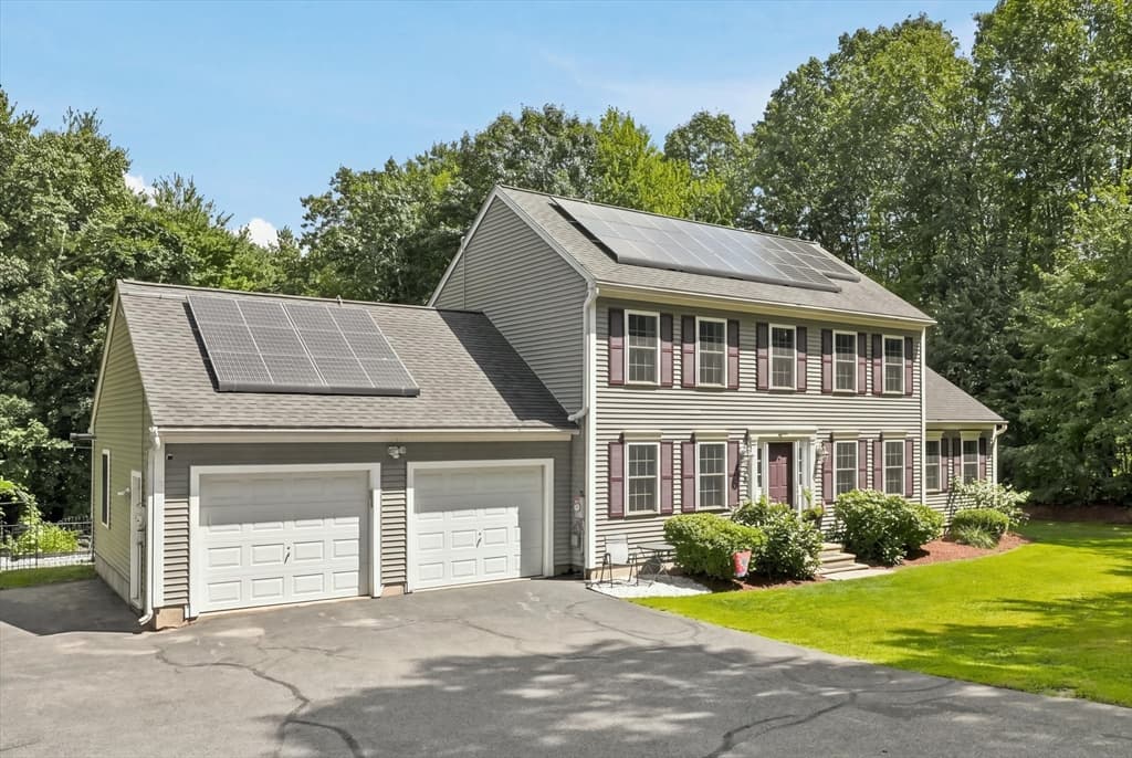1725 Shirley Rd, Lancaster MA 01523 photo 2