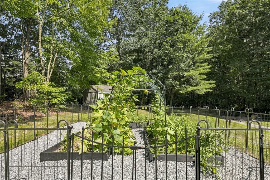 1725 Shirley Rd, Lancaster MA 01523 photo 34