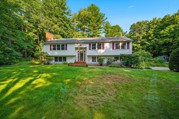 181 Whitcomb Ave, Littleton MA 01460 photo 2