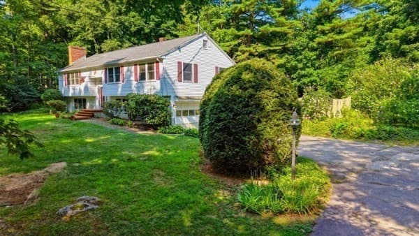181 Whitcomb Ave, Littleton MA 01460 photo 3