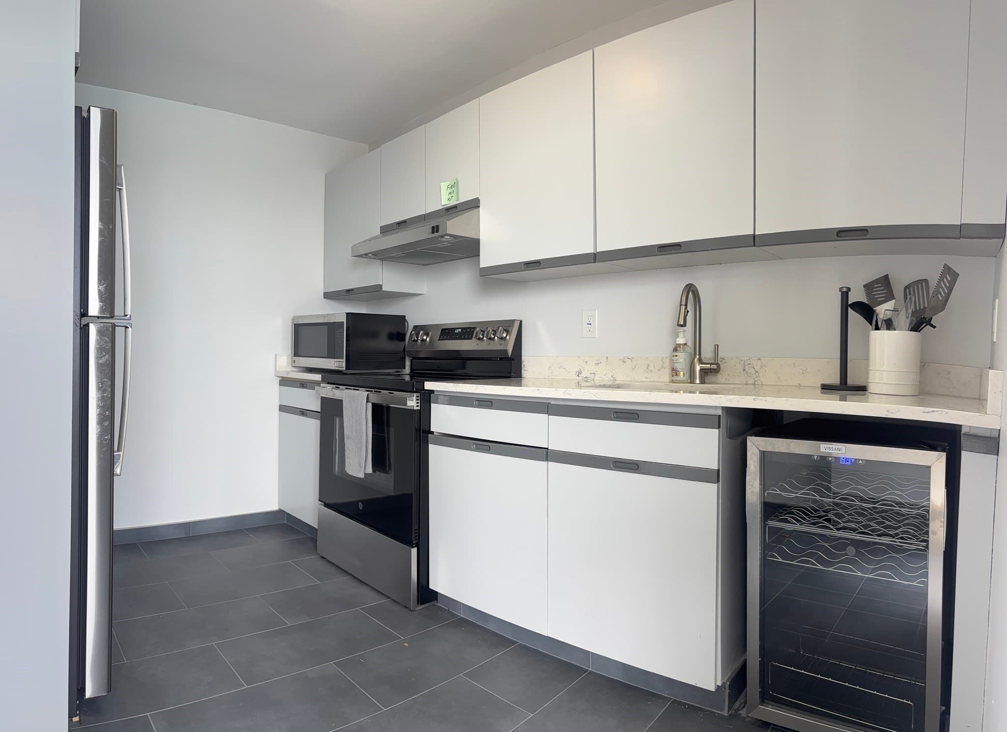 Condominium at 1 Seal Harbor Rd # 413, Winthrop MA 02152, Winthrop, photo 34 of 40