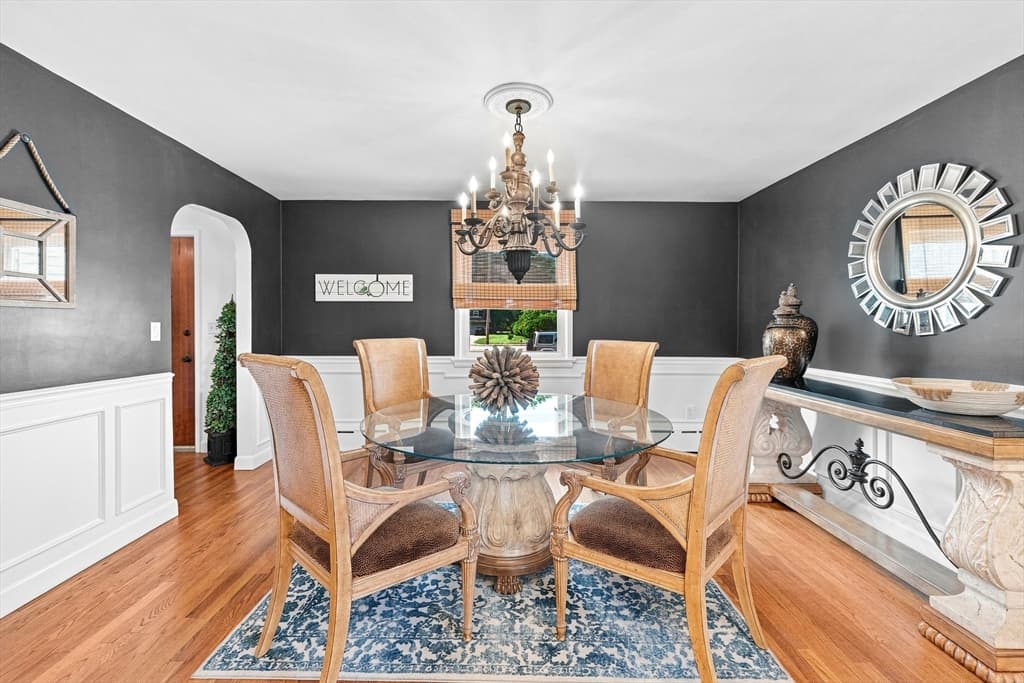 807 N Eastern Ave, Fall River MA 02720 photo 4