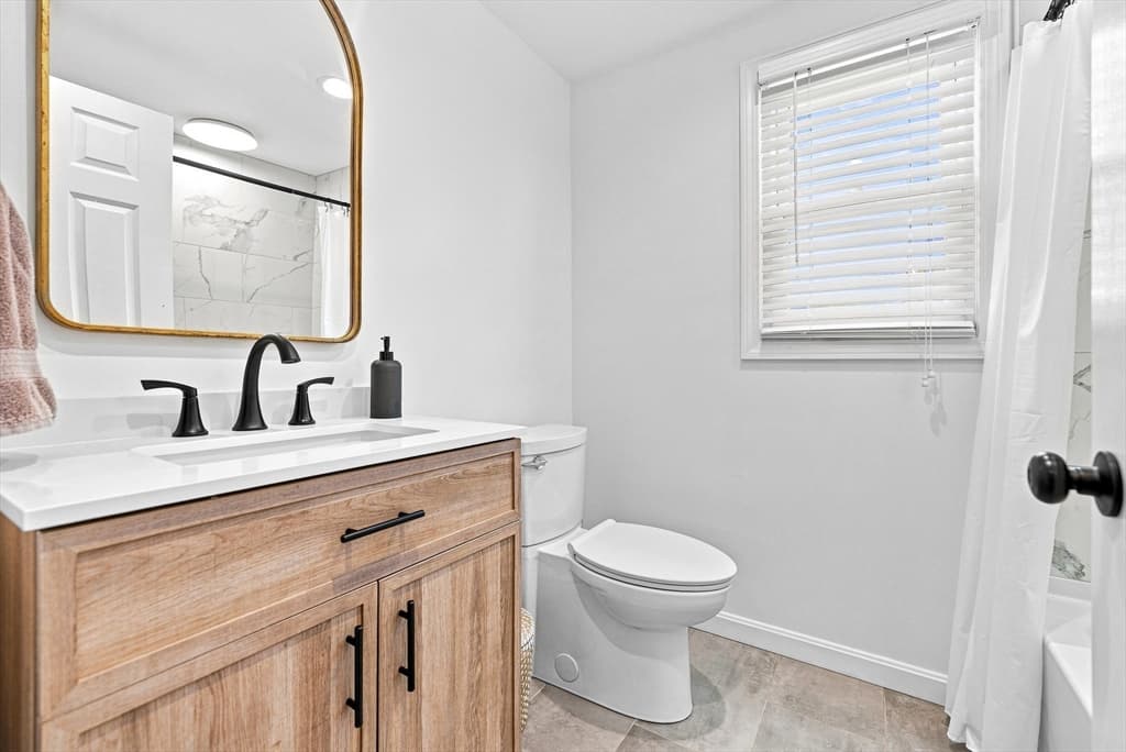 807 N Eastern Ave, Fall River MA 02720 photo 21