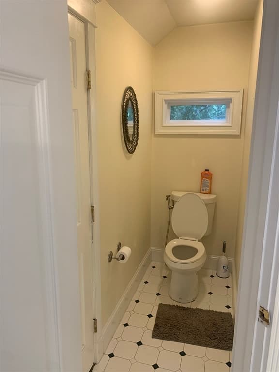 140 Wildflower Cir, Westfield MA 01085 photo 17