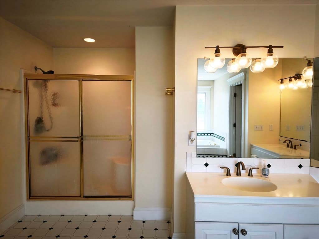 140 Wildflower Cir, Westfield MA 01085 photo 15