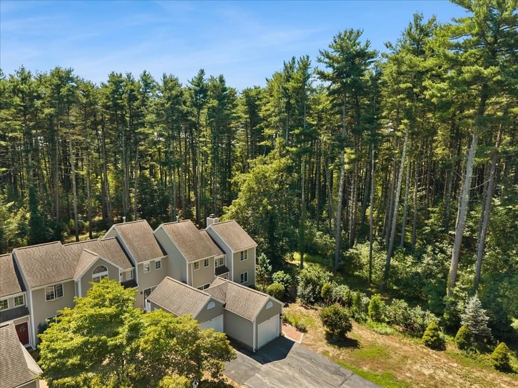 30 Winnecunnet Dr # 30, Norton MA 02766 photo 2