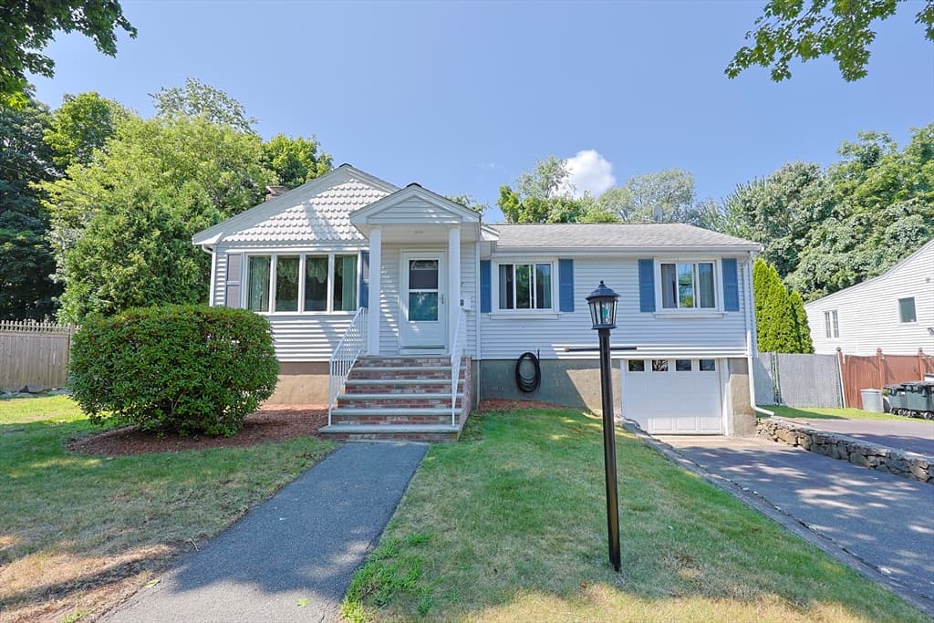 37 Cliftondale, Saugus MA 01906