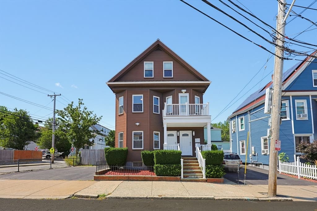 4-6 Edith St., Everett MA 02149