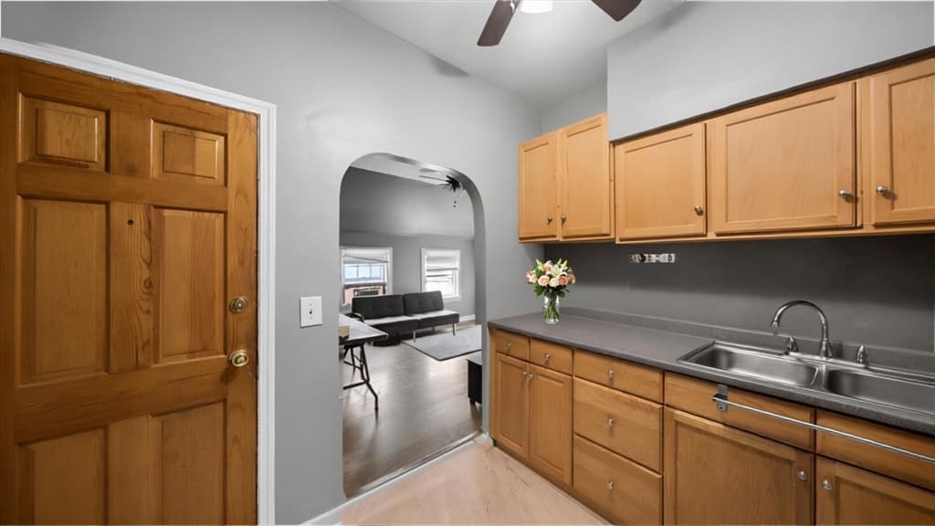 190 Raymond St, Fall River MA 02723 photo 23
