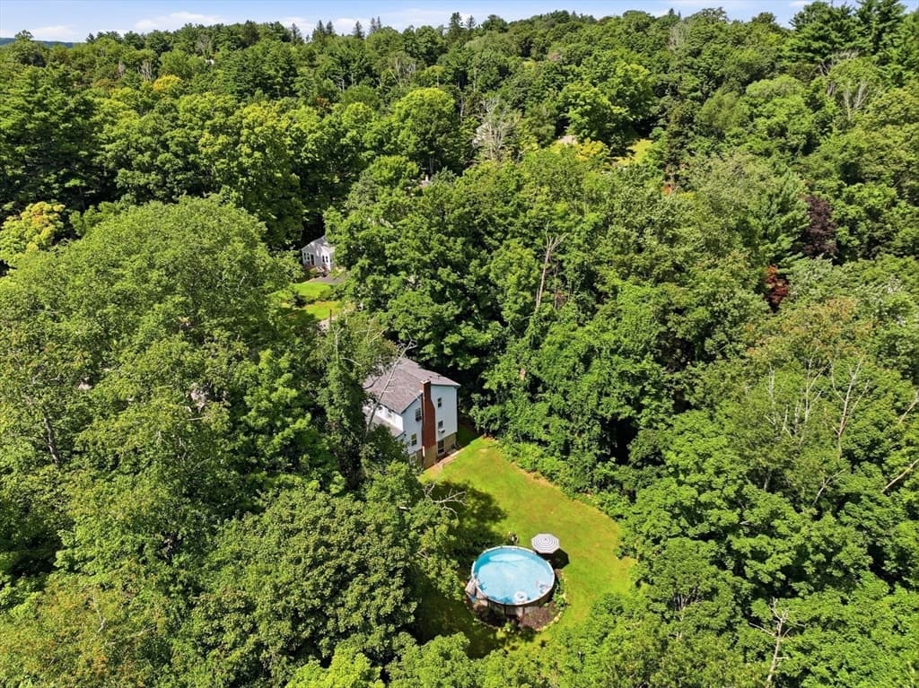 Single Family Residence at 18 Fiske Hill Rd, Sturbridge MA 01566, Sturbridge, photo 41 of 42
