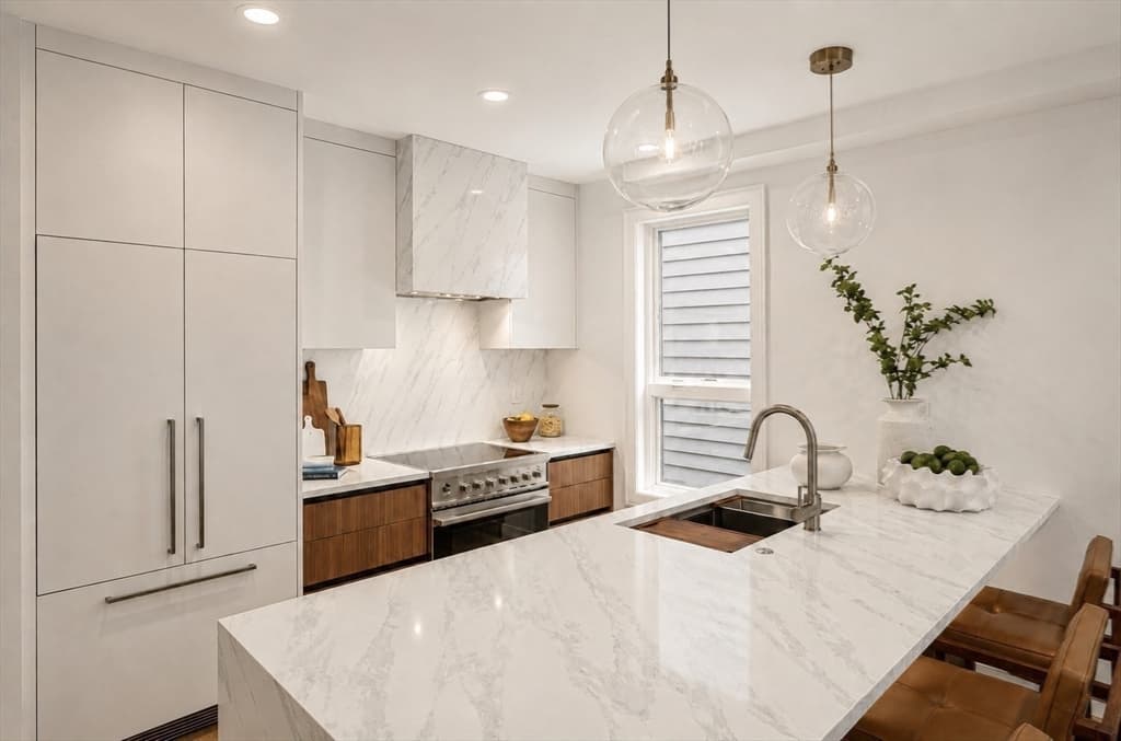 185 E Street, Boston MA 02127 photo 7